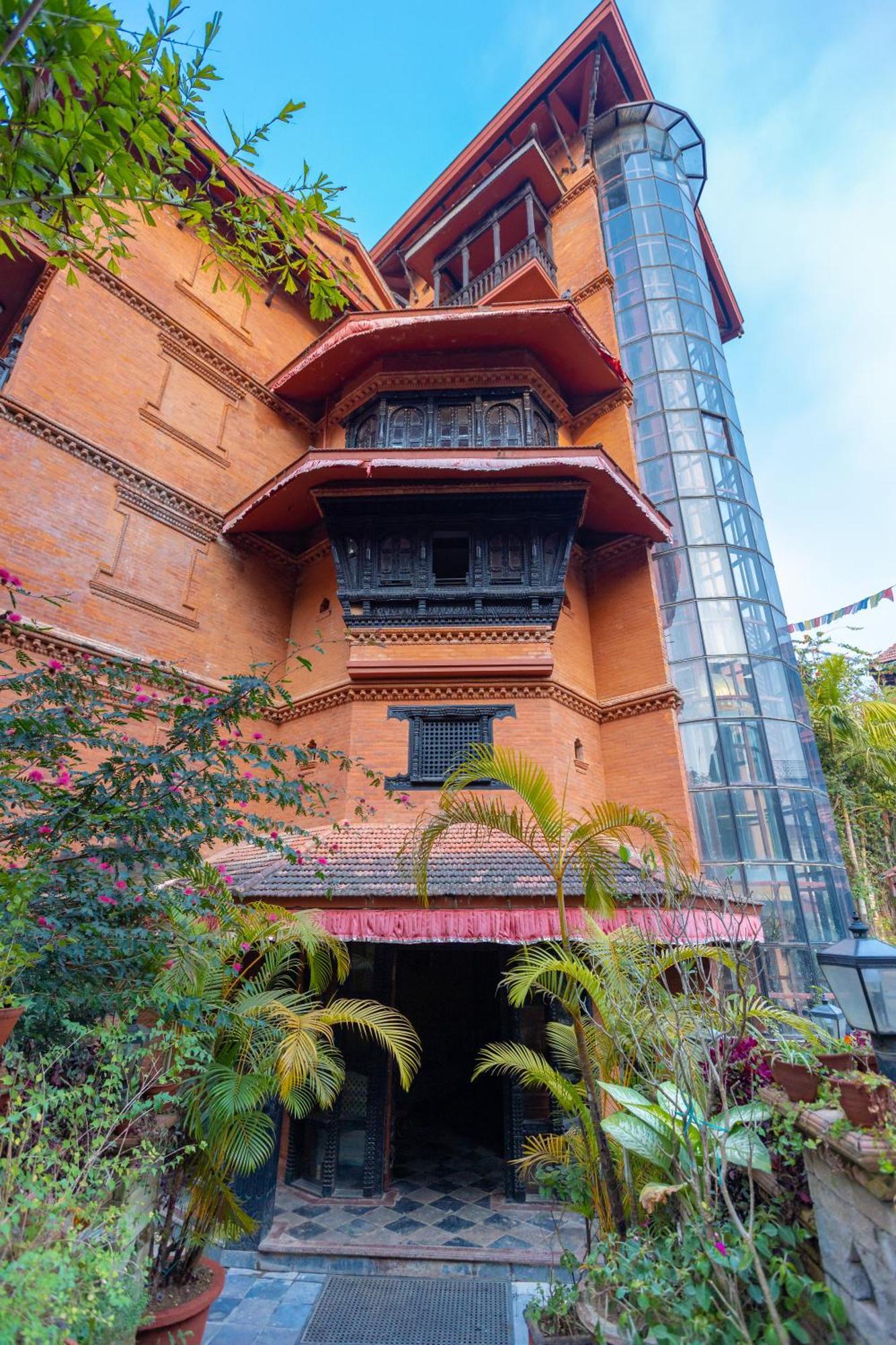 Heritage Hotel Suites And Spa Pokhara Dış mekan fotoğraf